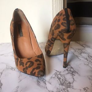 Leopard Pumps
